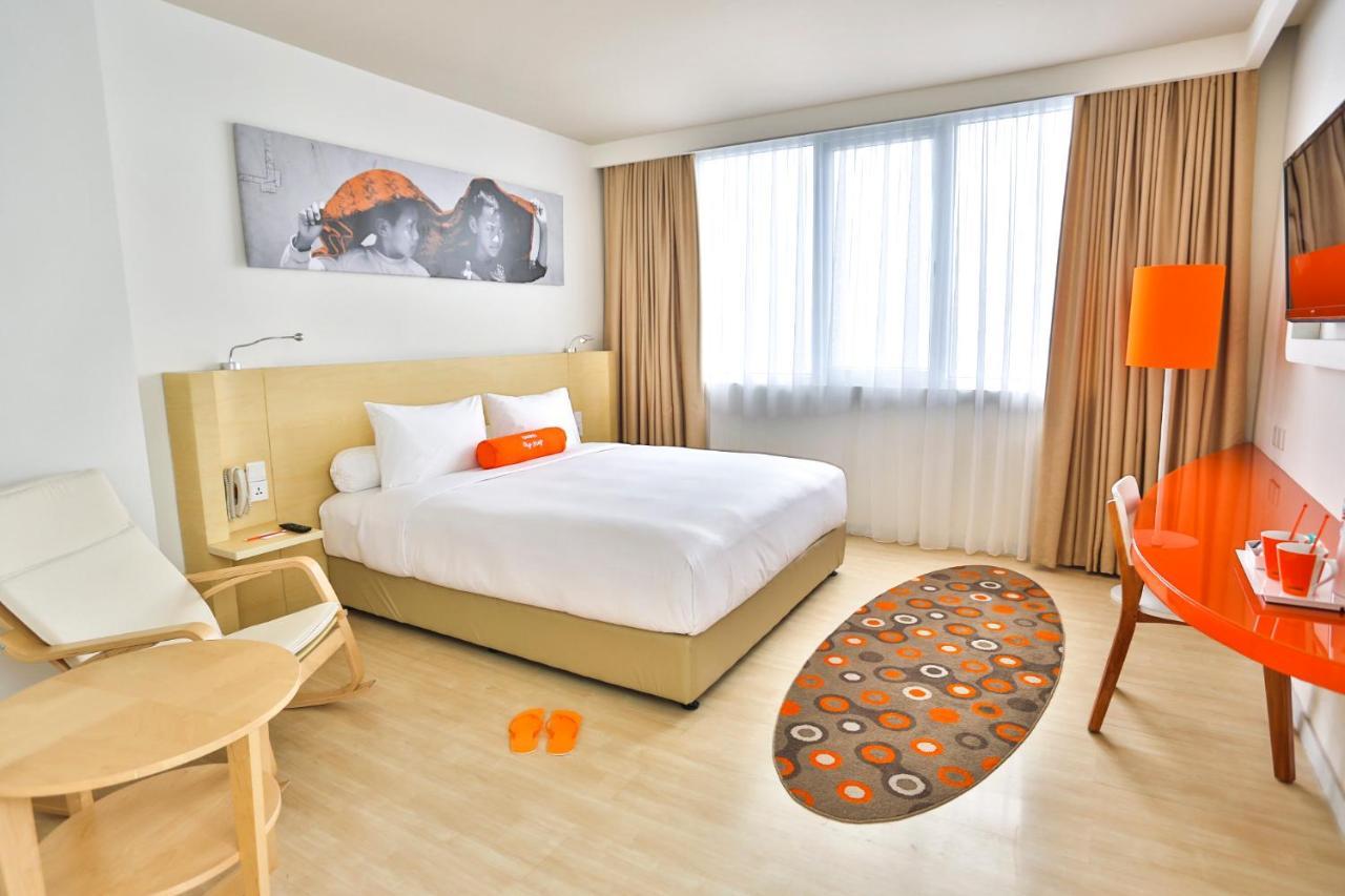 Harris Hotel Pontianak Εξωτερικό φωτογραφία