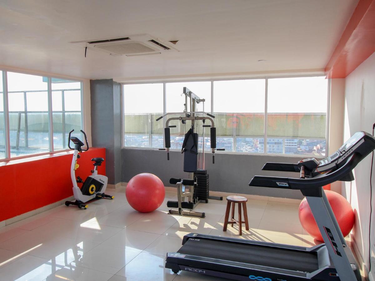 Harris Hotel Pontianak Εξωτερικό φωτογραφία