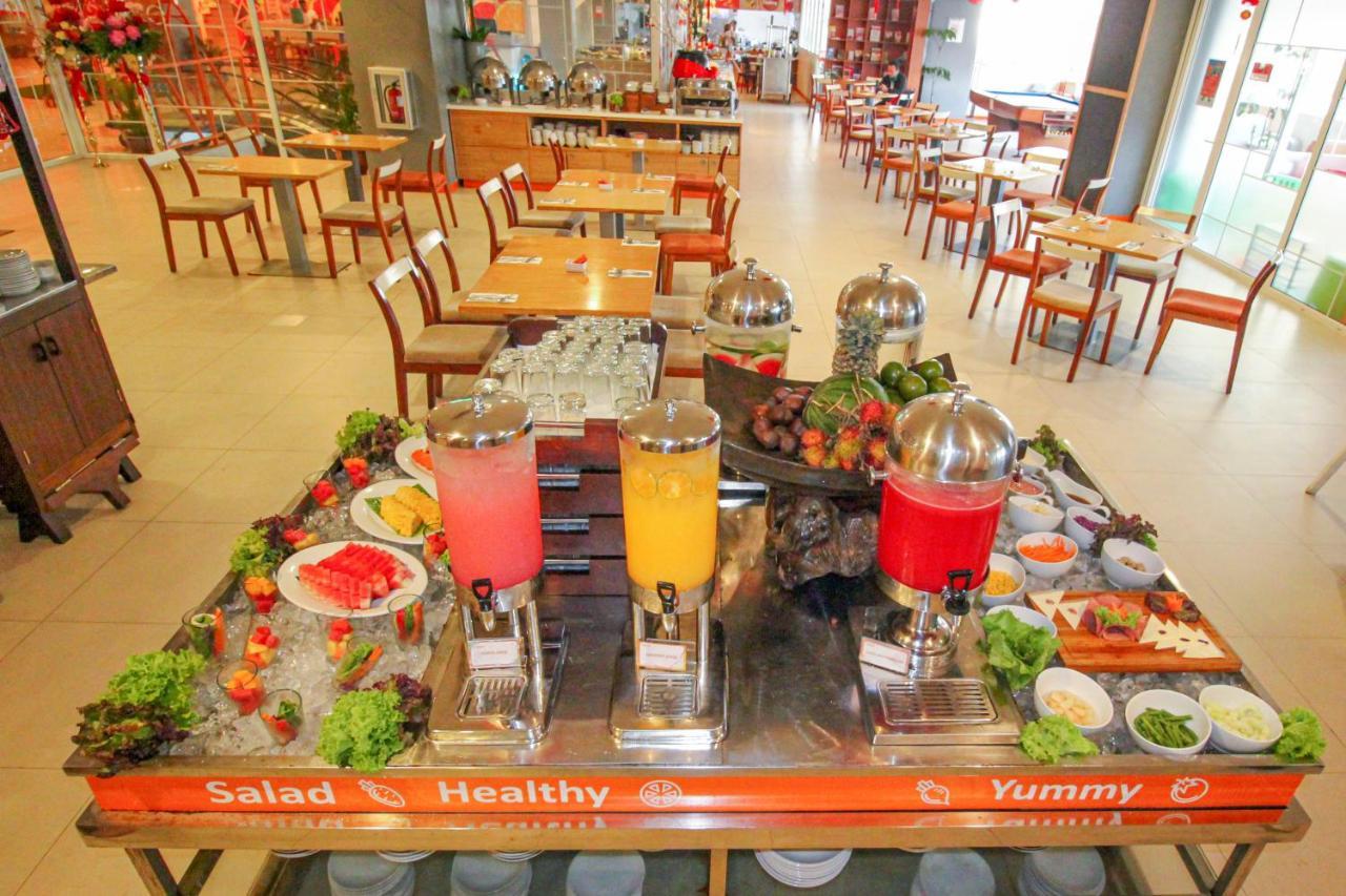 Harris Hotel Pontianak Εξωτερικό φωτογραφία