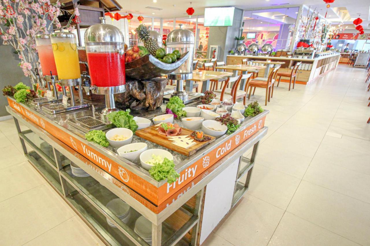 Harris Hotel Pontianak Εξωτερικό φωτογραφία